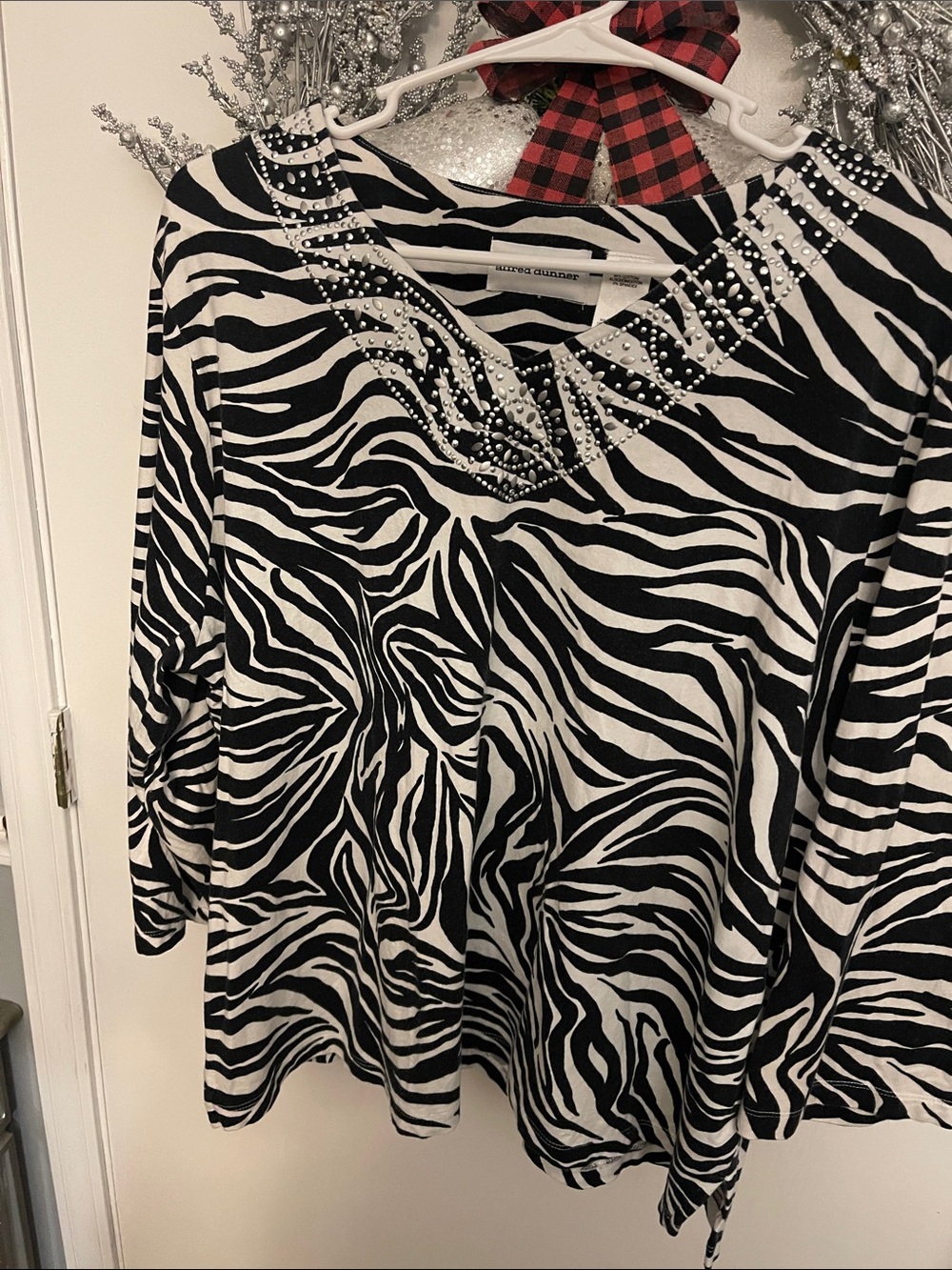 Alfred Dunner Black and White Zebra Print Long Sleeve Top with Stud Accents